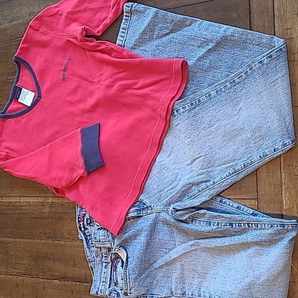 Tommy Hilfiger Denim - Tommy Hilfiger Jeans Vintage Logo Top AND Bootcut Jill Jeans